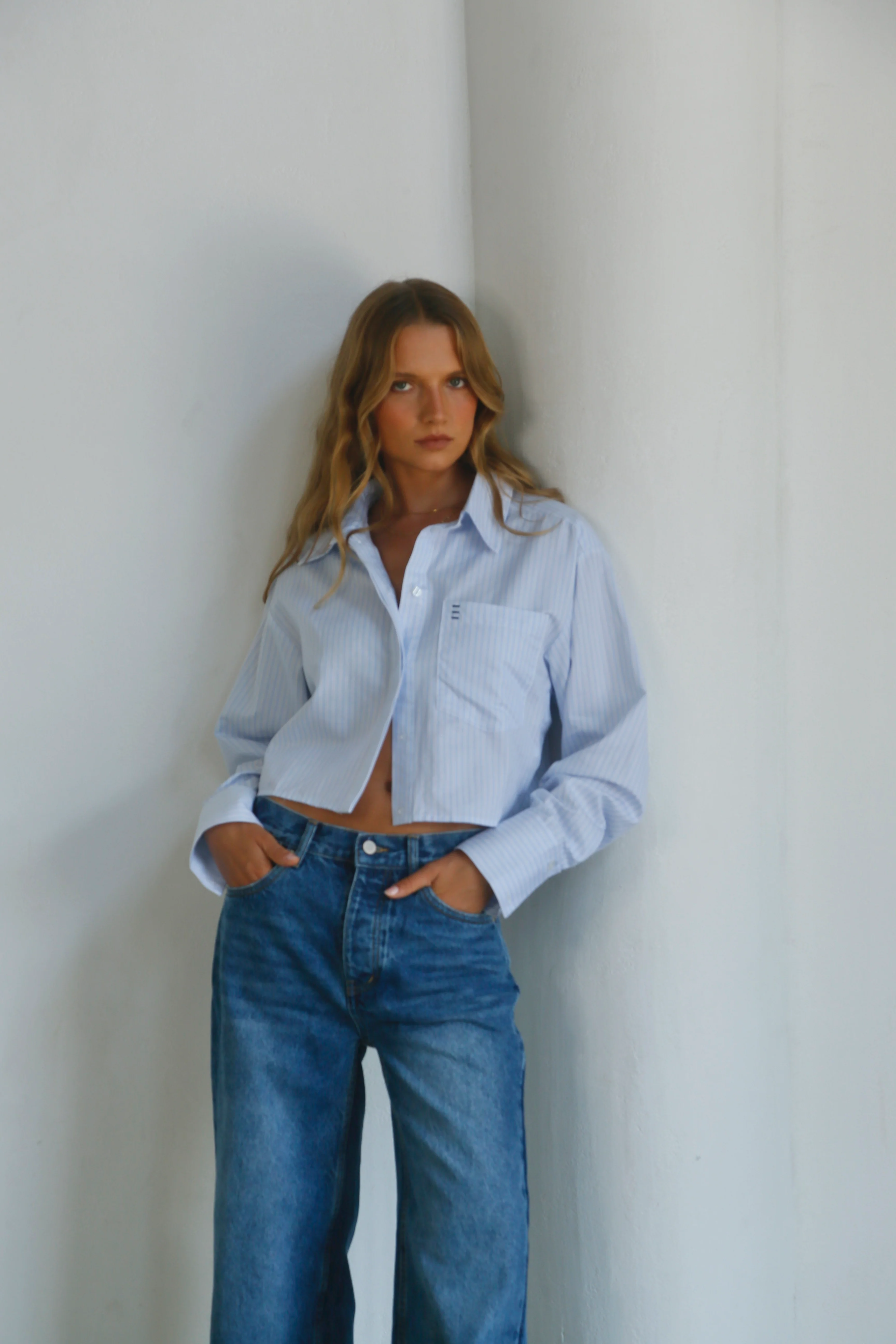 JONES CROP SHIRT BLUE STRIPE - Image 7