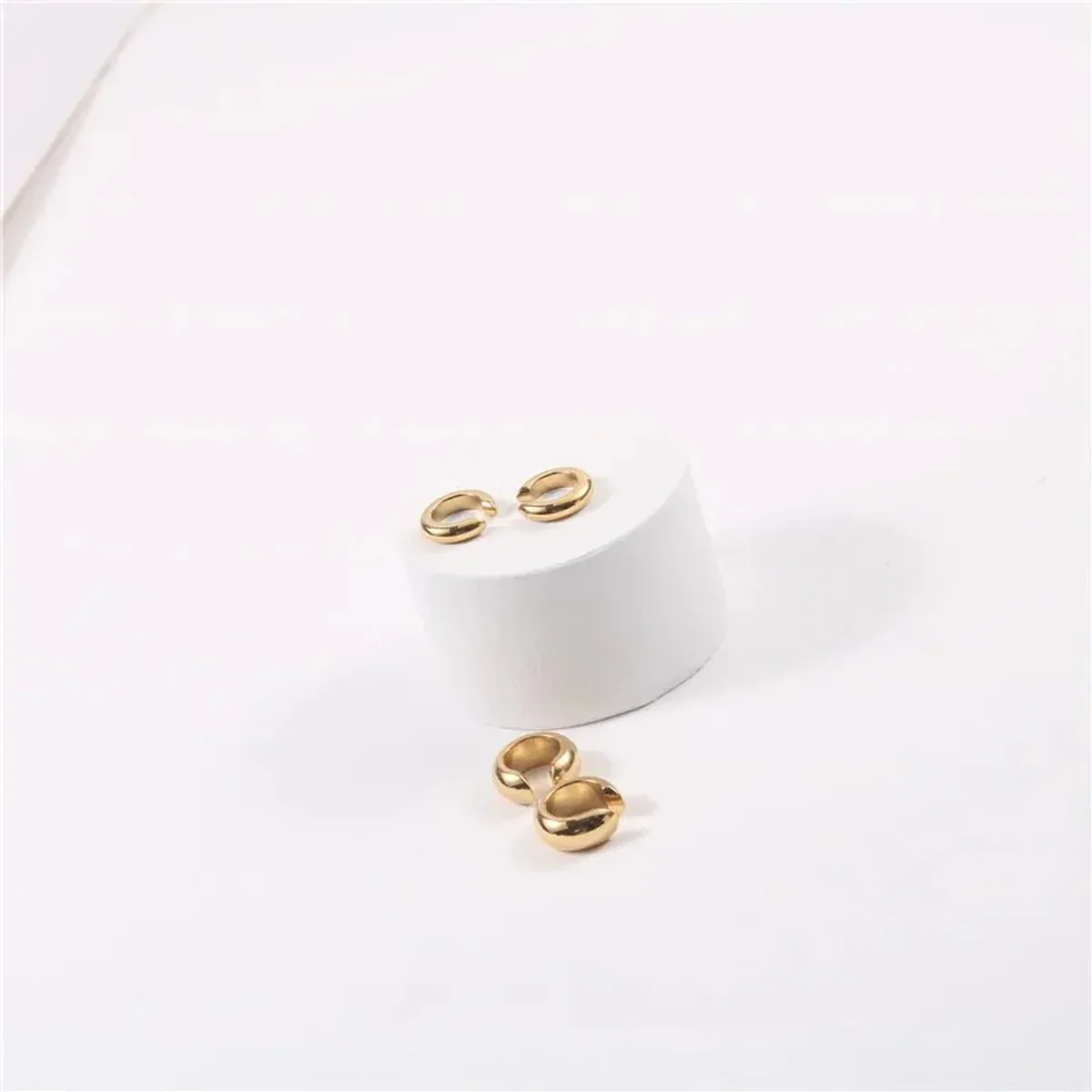 DELICATO EAR CUFF - Image 5
