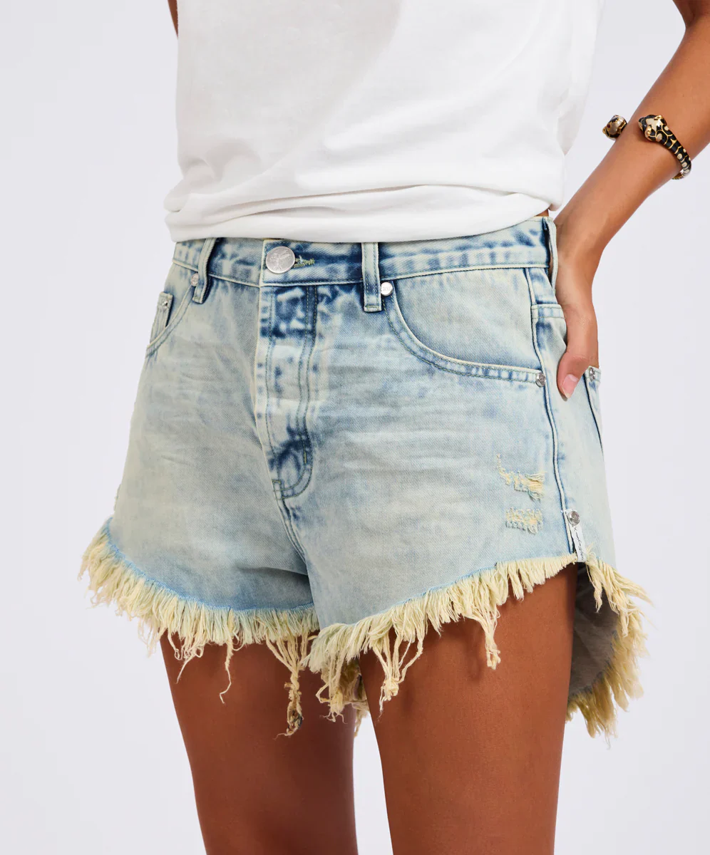 OUTLAWS MID WAIST MID LENGTH DENIM SHORTS AMBROSIA BLUE - Image 3