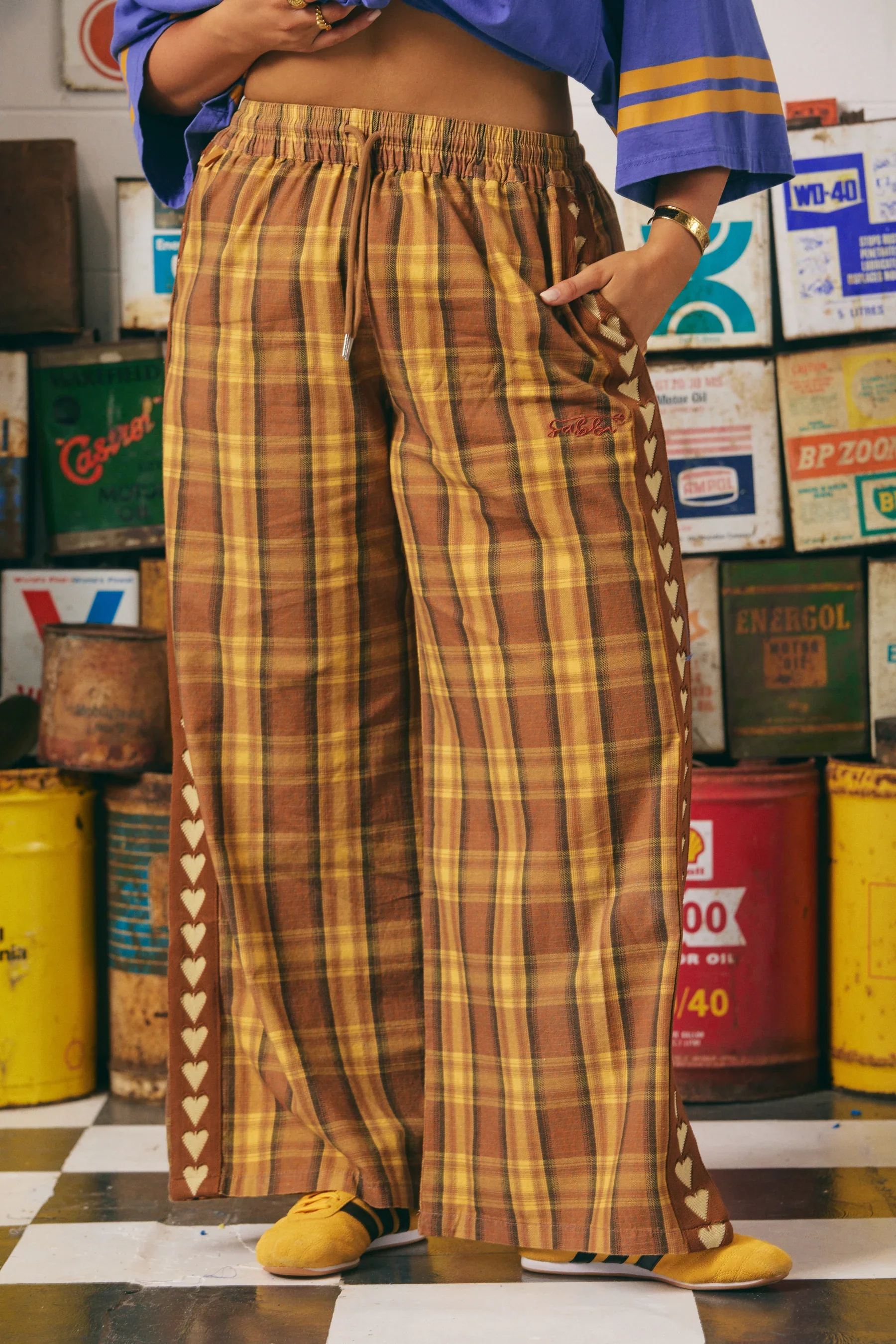 SABBI THE CANVAS RAVING HEARTS PANTS TARTAN MUSTARD