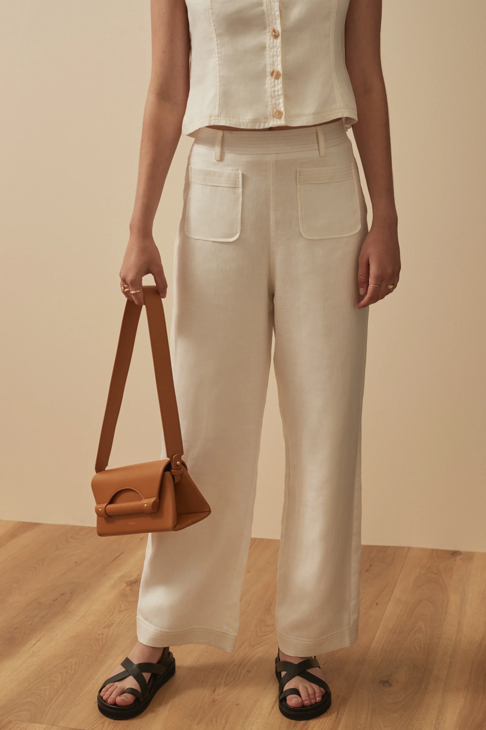 THE EYNID PANTS WHITE - Image 3